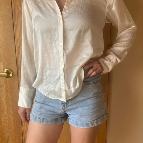 Long-Sleeve Satin Button-Up Shirt from Abercrombie - Picture 2 of 4